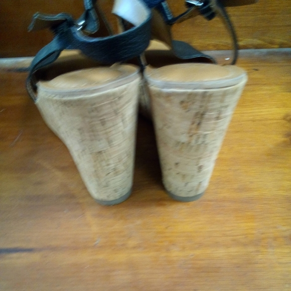 Franco Sarto Clinton Wedge Sandals black leather womens size US 9M EUC - Picture 9 of 10
